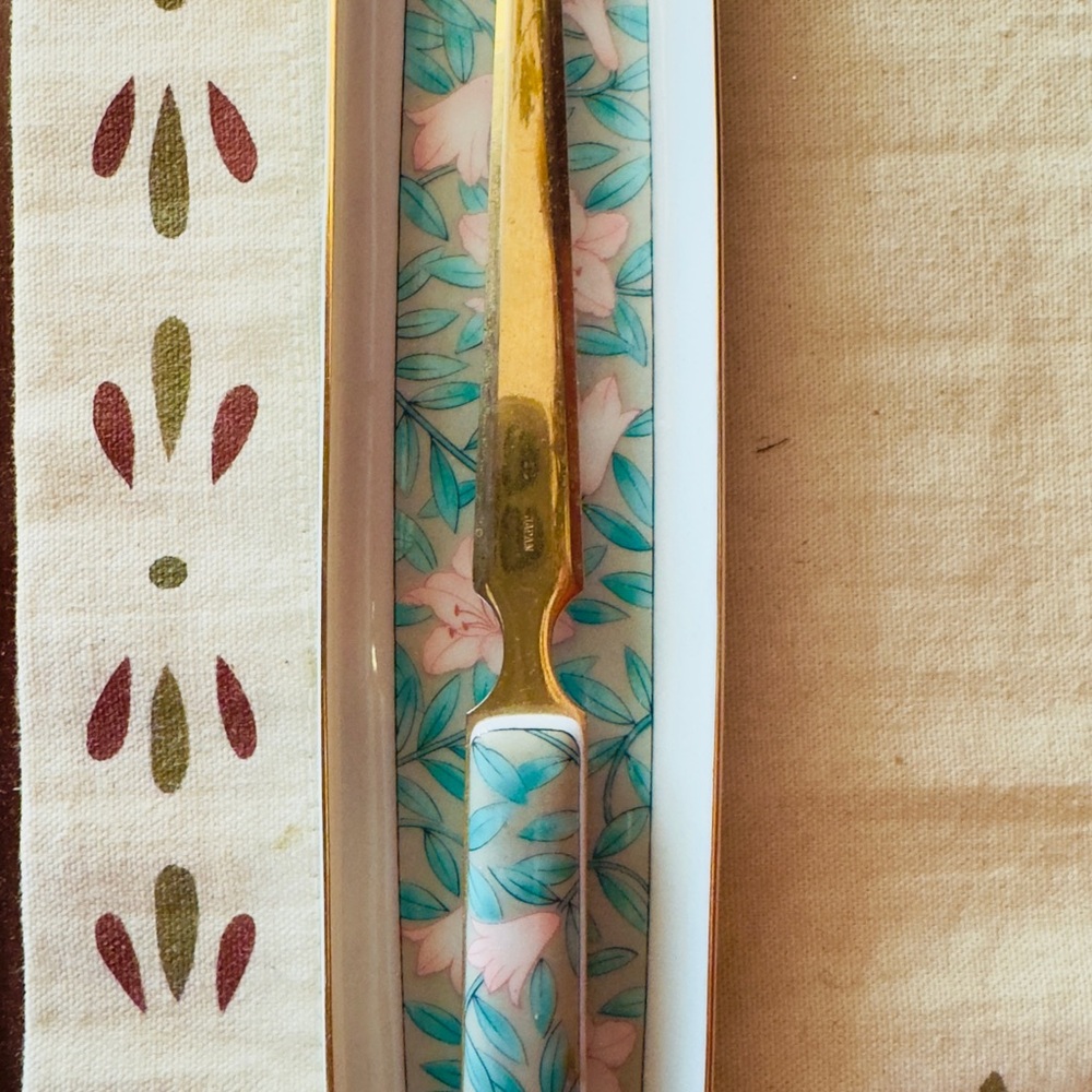 Vintage porcelain Floral with Gold Accented Knife envelope opener